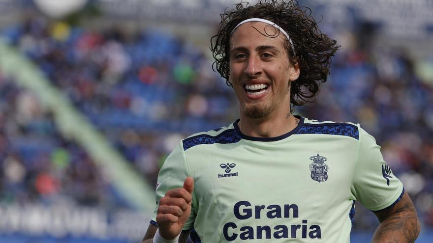 Ave fénix Martínez: La UD Las Palmas sale del coma con doblete de Fábio y latigazo de Oli en el Coliseum de Getafe