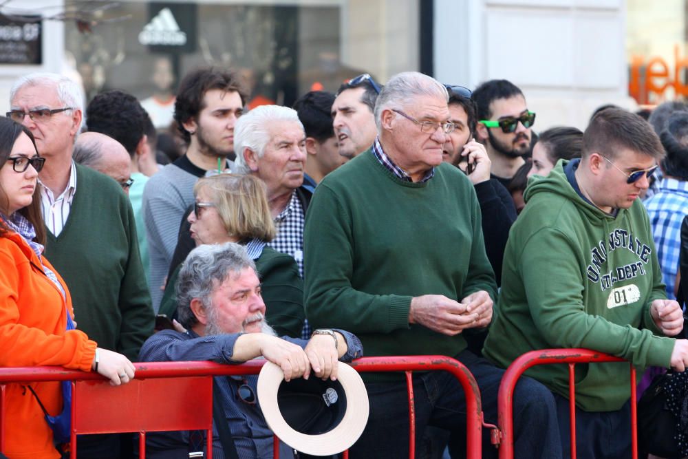 Búscate en la mascletà del 7 de marzo