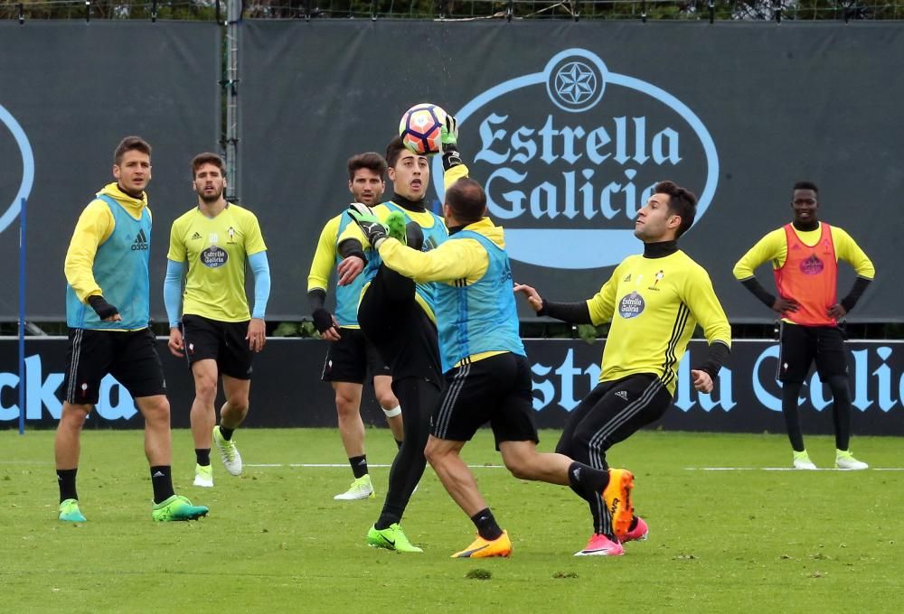 El equipo celeste prepara a contrarreloj el partido del domingo en Mendizorroza ante el Alavés