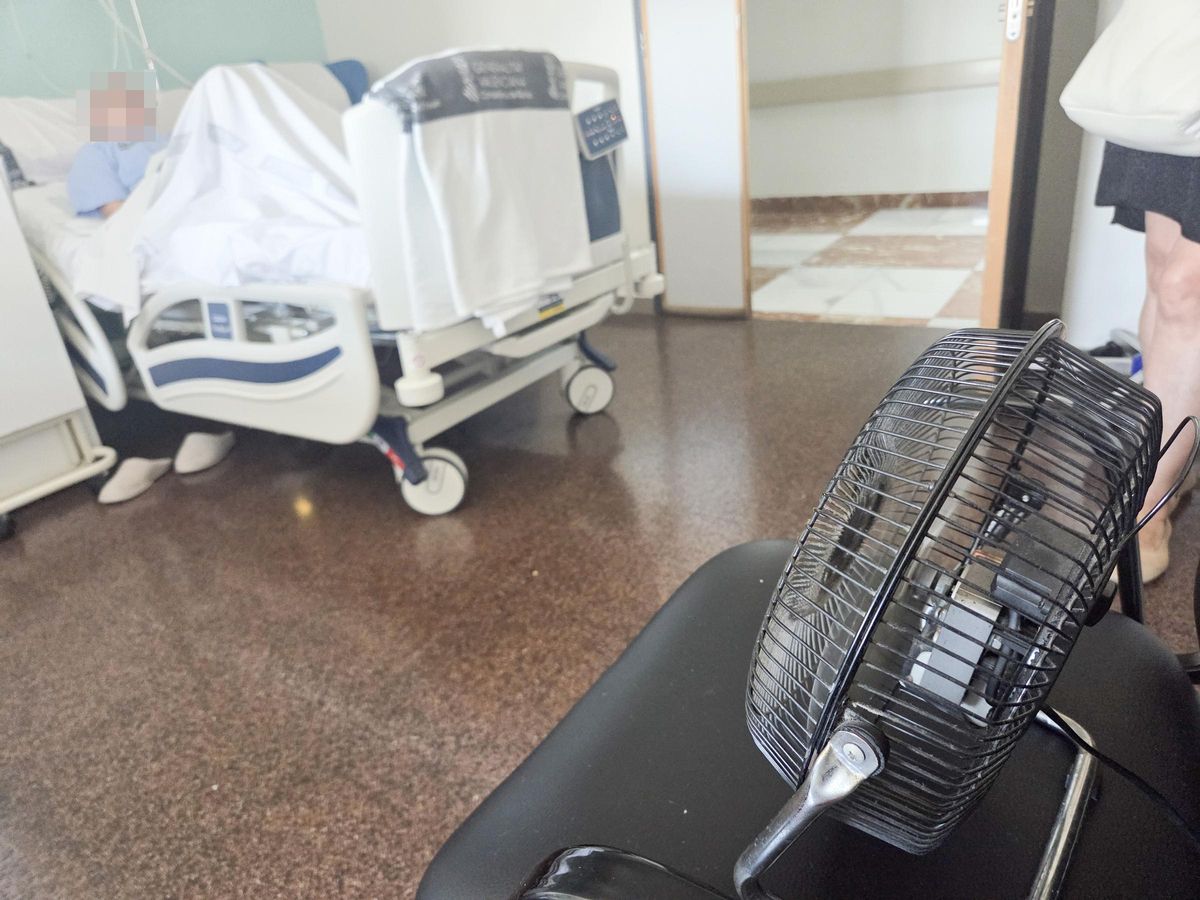 Otra habitación con ventilador en el centro hospitalario
