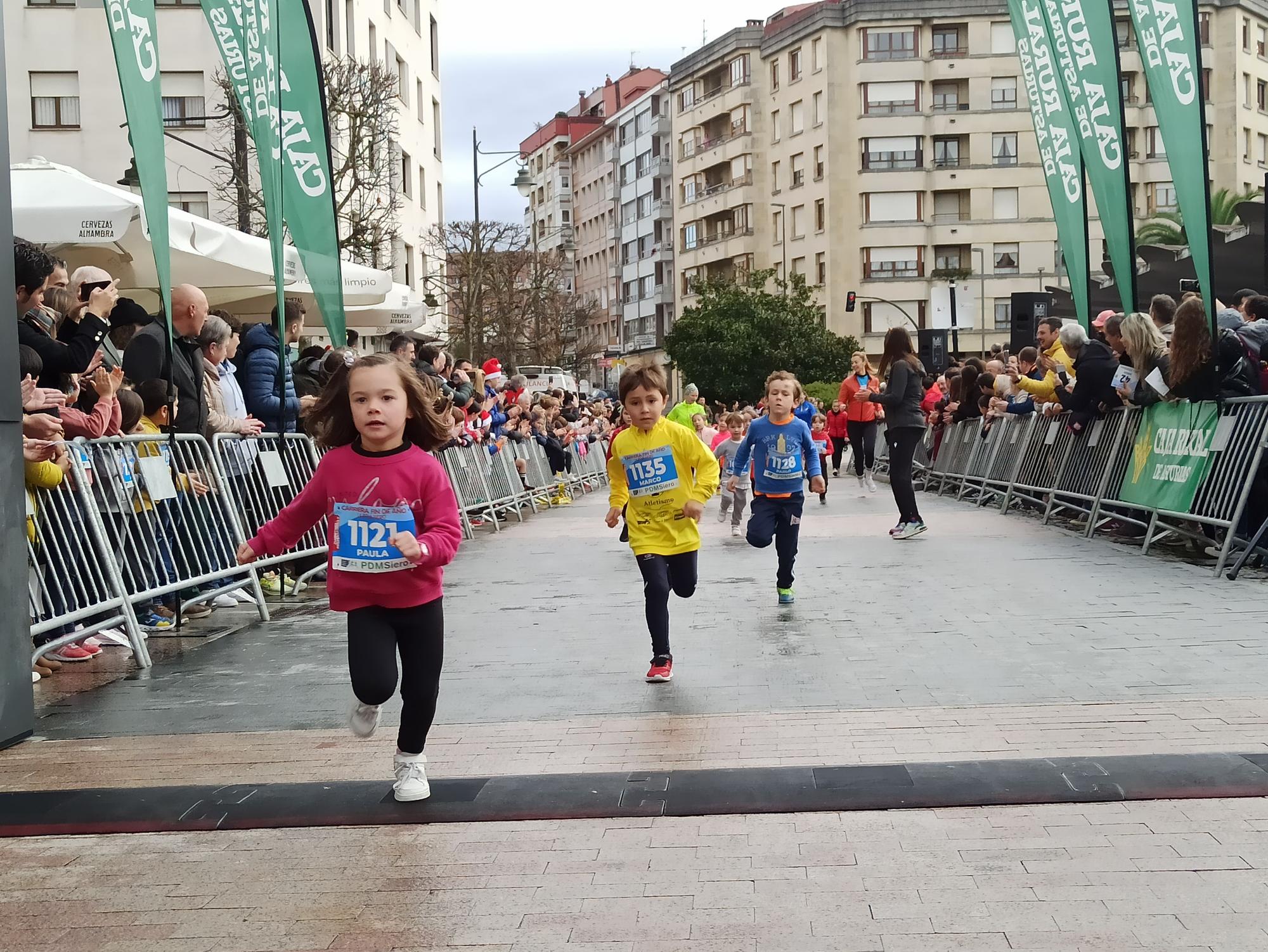 Casi 1.500 participantes disputan la carrera de Fin de Año de Pola de Siero