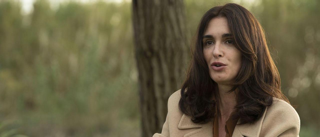 Paz Vega en l’Albufera durante
 el rodaje de «El lodo»,  la película
 que hoy se estrena.   ©JLCarretero