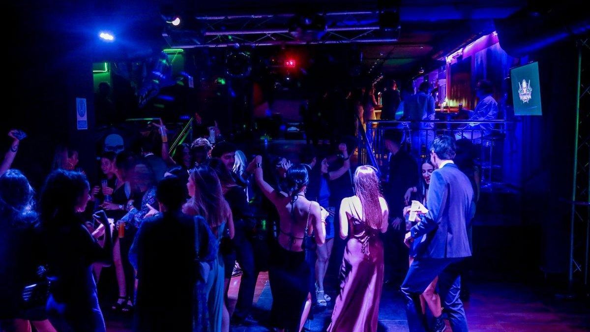 Condenado a seis años de cárcel por romper en vaso en la cara de un hombre en un pub de Toledo