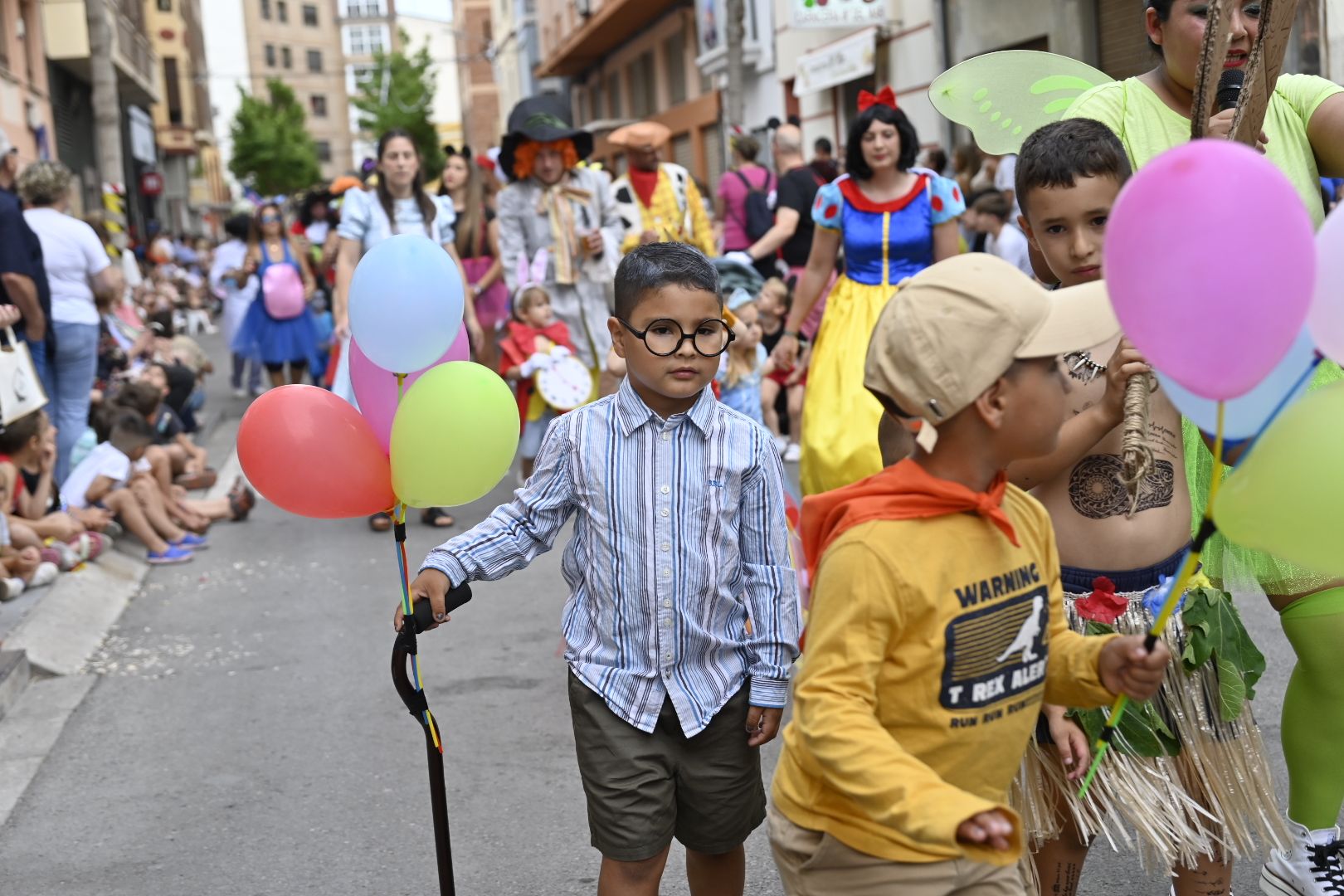 Imaginación y humor al poder en el desfile de las collas del Grau