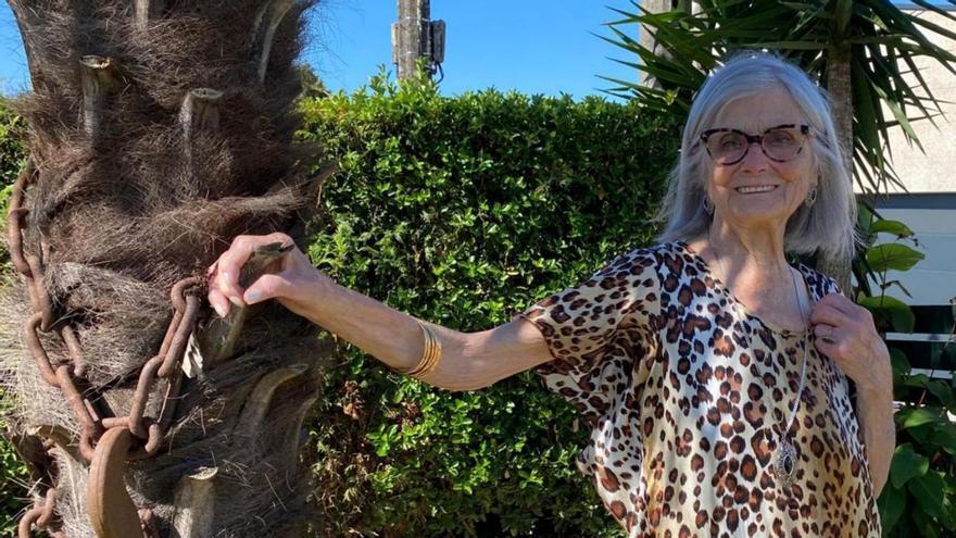 Juana, toda una vida entre costuras