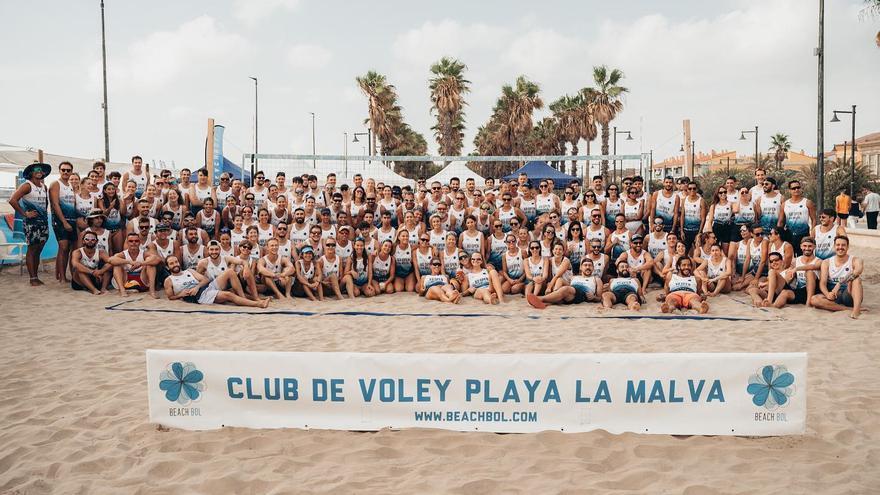 Fiesta del vóley playa, en el XII Open La Malva de BeachBol Valencia