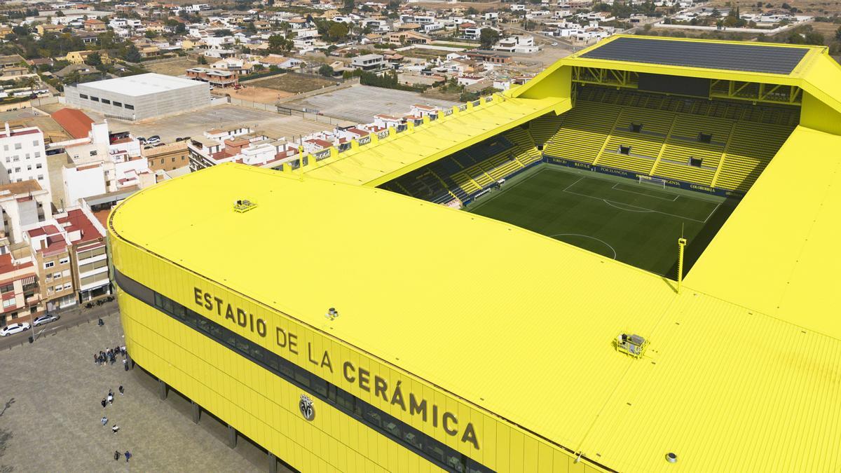 La Policía Nacional arresta a un árbitro por usurpación de identidad para conseguir abonos del Villarreal CF