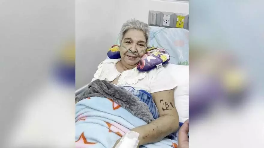 Rescatan a una venezolana de 69 años tras tres días bajo los escombros: lo primero que pidió fue una Coca-Cola