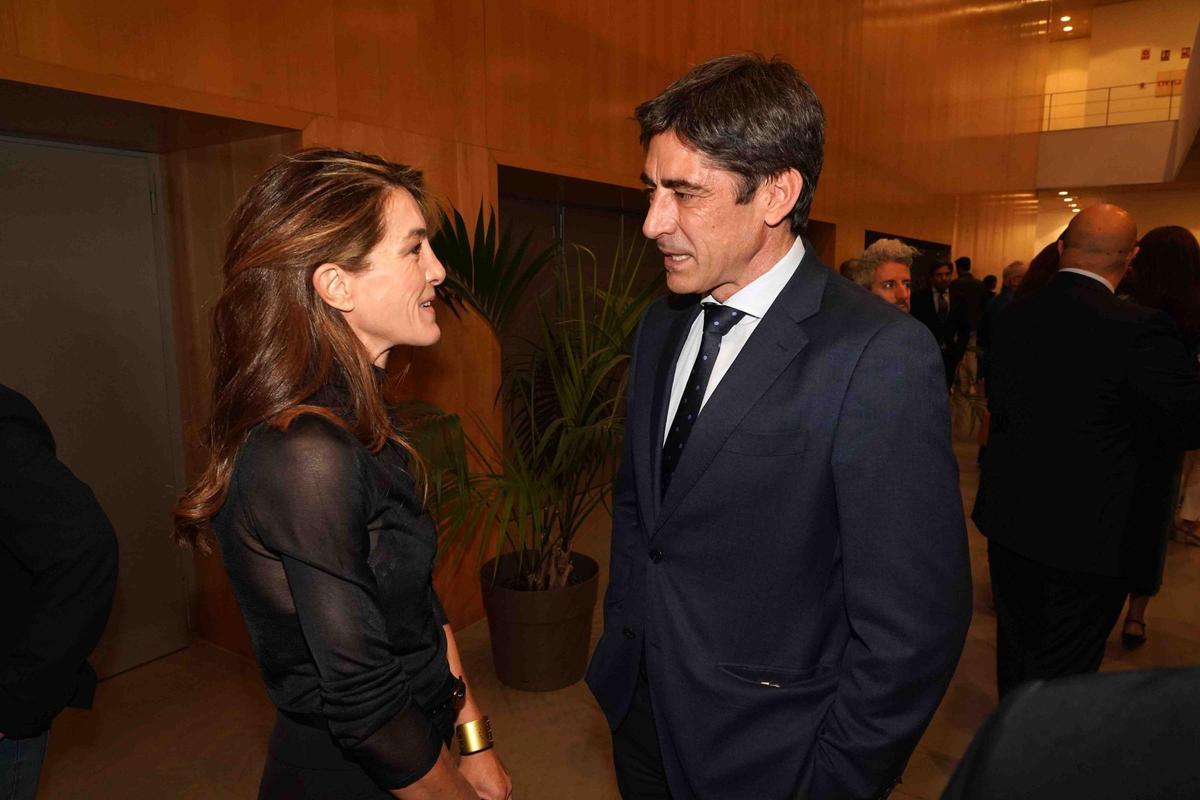 Gala de entrega de los Premios Málaga 2024, imágenes de los premiados y recepción de los invitados al Auditorio Edgar Neville