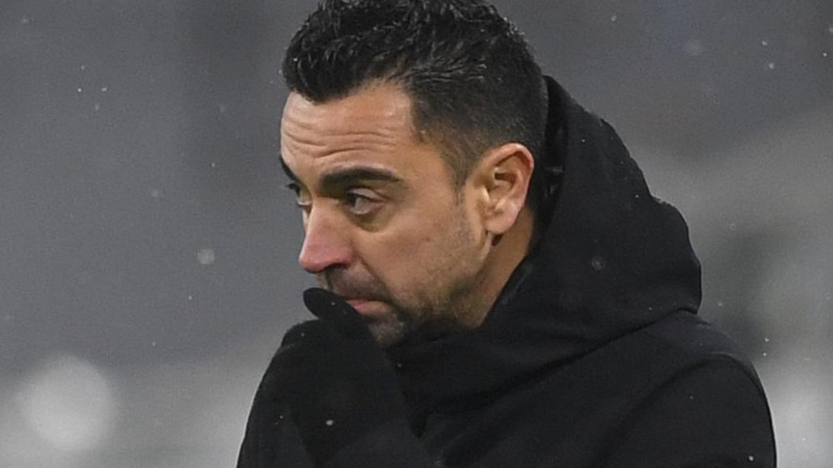 Barcelona's Spanish coach Xavi reacts from the sidelines during the UEFA Champions League group E football match FC Bayern Munich v FC Barcelona in Munich, southern Germany on December 8, 2021. (Photo by Christof STACHE / AFP)