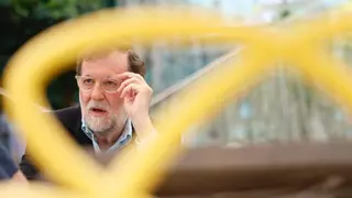 Mariano Rajoy, en Avilés: "Ahora son inviables consensos; si pactas con quien se quiere ir de España o con el brazo político de lo que fue ETA..."
