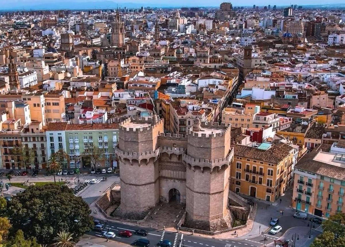 El menor coste de vida es uno de los motivos por los que muchos extranjeros eligen España.