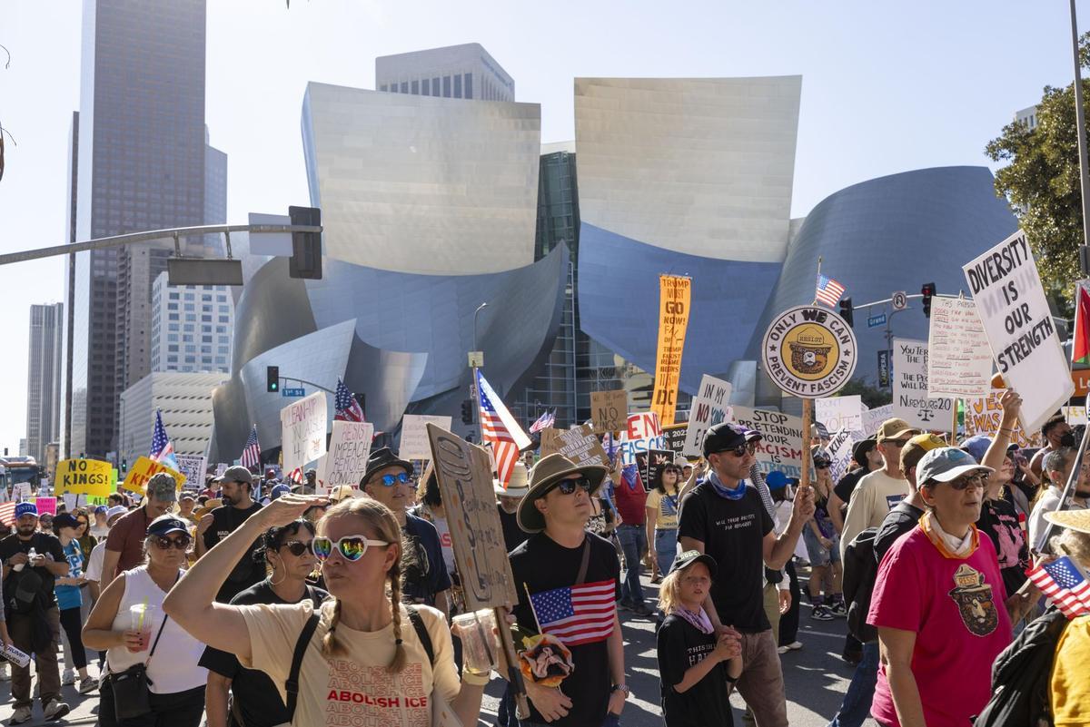 Otra imagen de la protesta contra Trump organizada en Los Ángeles