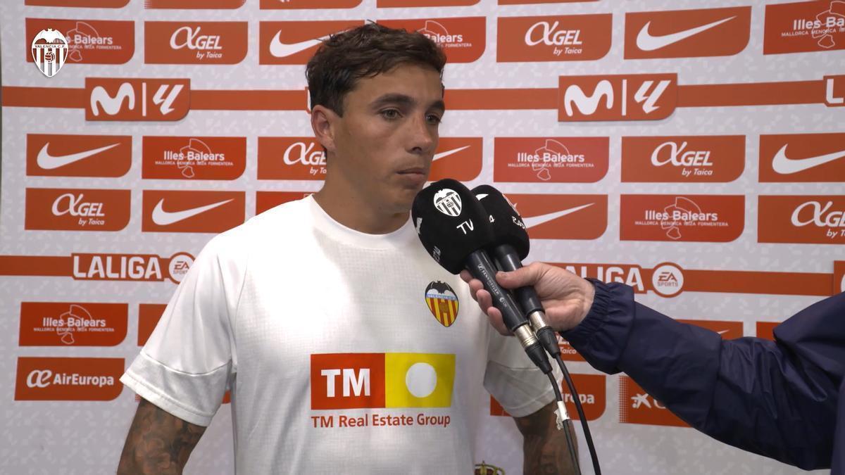 VÍDEO VALENCIA CF | Reacciones de Renzo Saravia tras su estreno como valencianista