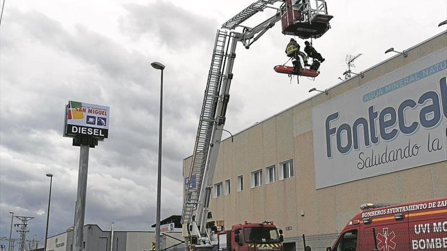 Un operario muere en una explosión en un depósito de combustible