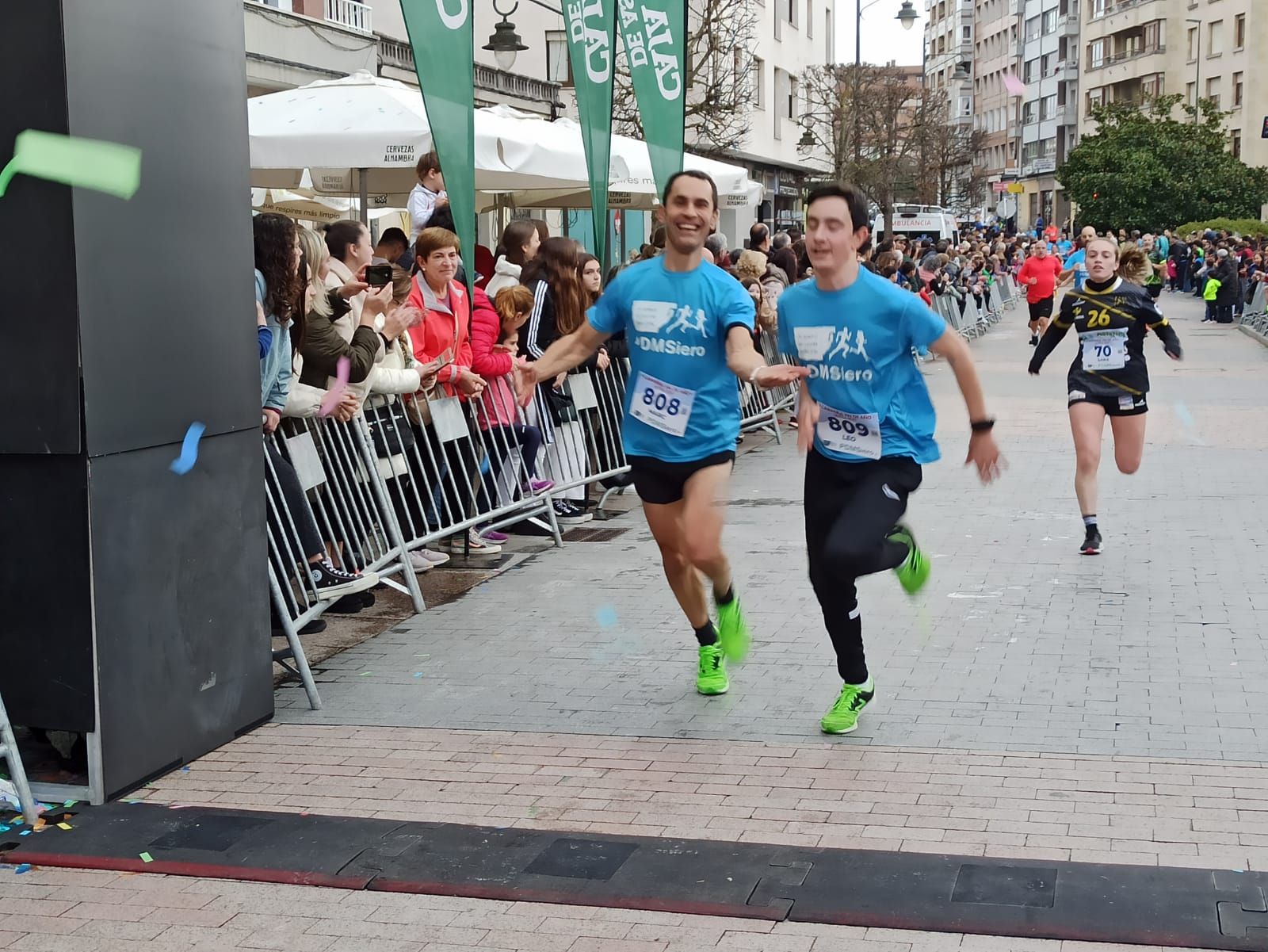 Casi 1.500 participantes disputan la carrera de Fin de Año de Pola de Siero