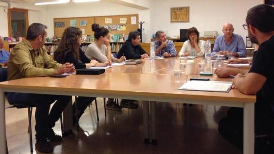 El pleno que trató, en el turno de ruegos y preguntas, la Entitat Local Menor se celebró el pasado lunes.