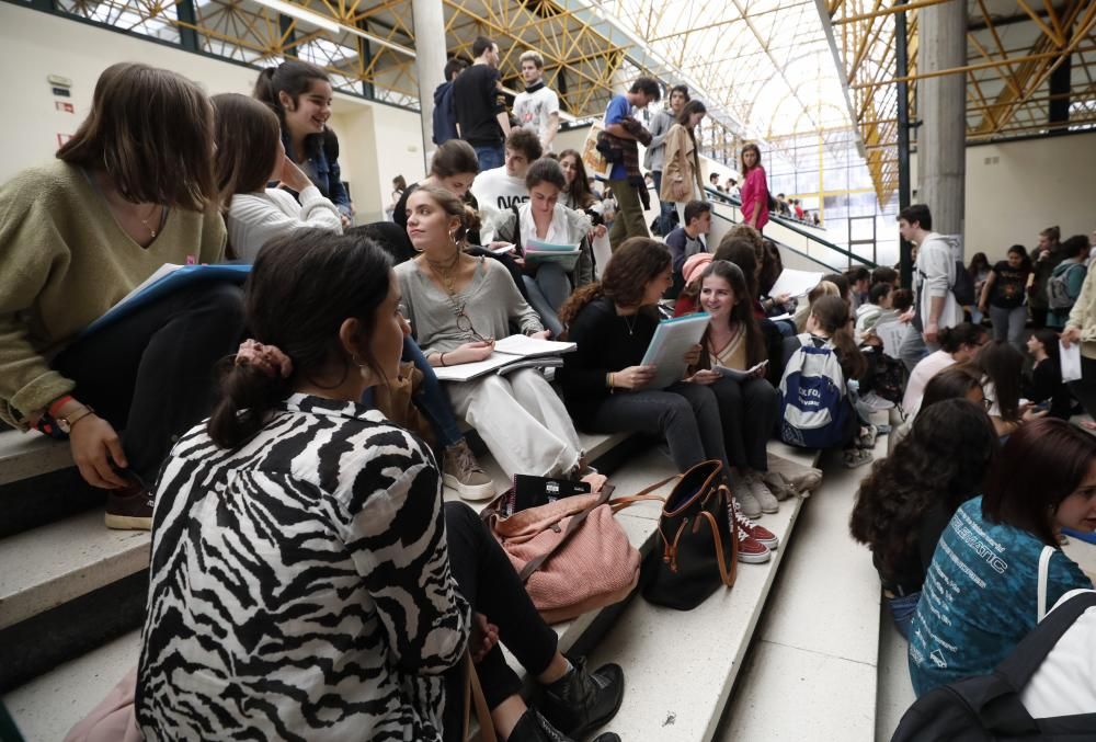 Ebau 2019 en Asturias: primer día de exámenes de selectividad en Oviedo