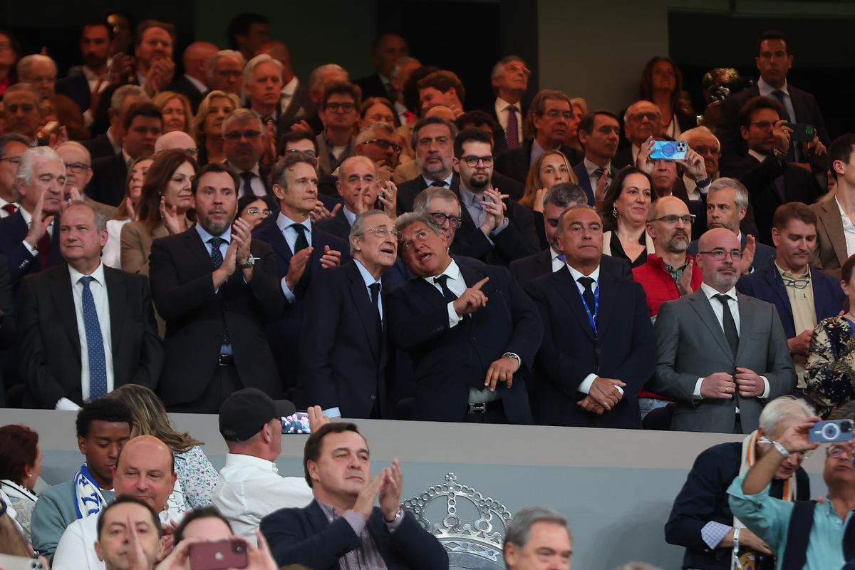 Real Madrid - FC Barcelona, el partido de la jornada 32 de LaLiga EA Sports, en imágenes. Real Madrid - FC Barcelona, el partido de la jornada 32 de LaLiga EA Sports, en imágenes.