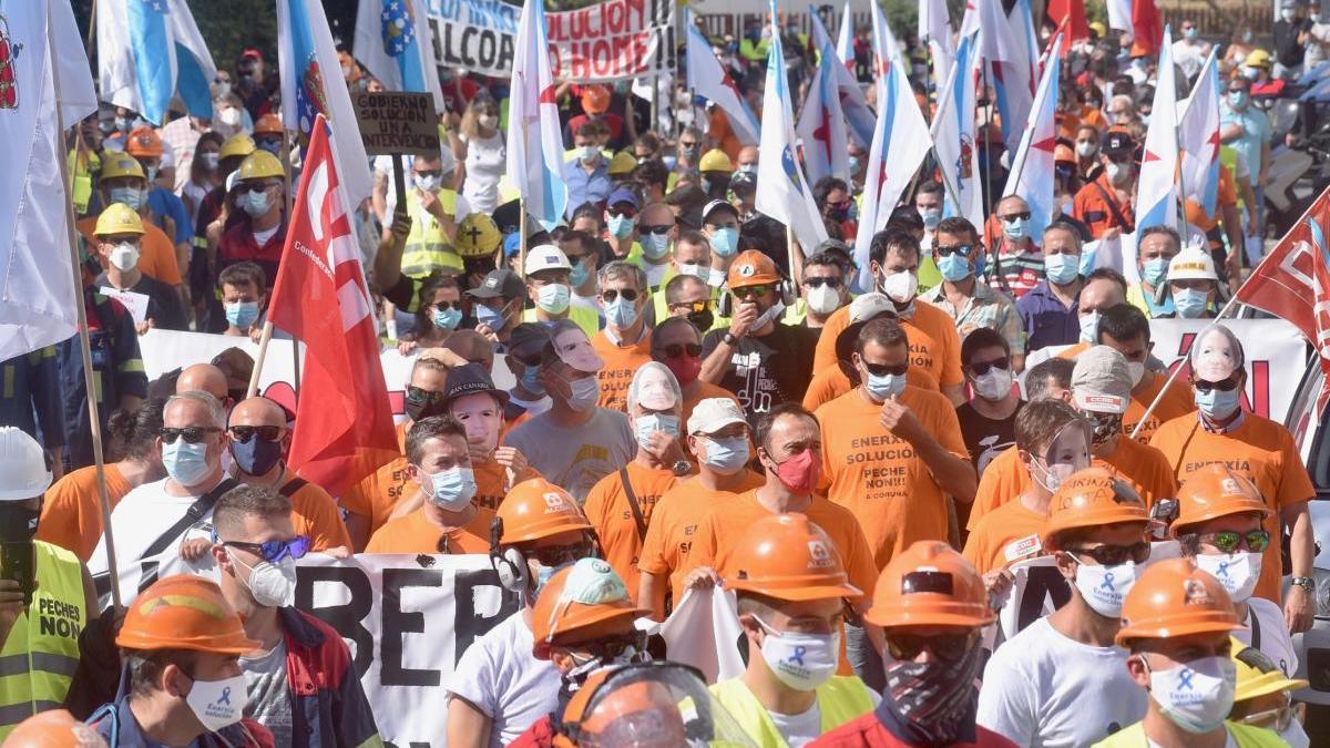 Manifestación de los trabajadores de Alcoa. // Víctor Echave