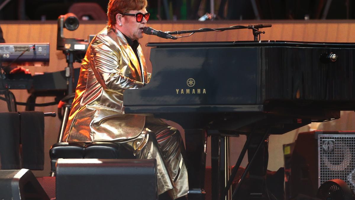 Elton John se despide de los escenarios tras &quot;52 años de pura alegría tocando música&quot;.