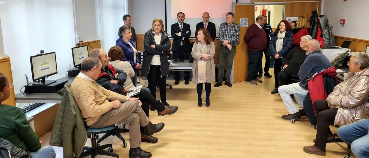 Presentación de la campaña «La Administración cerca de ti», en Tapia de Casariego.