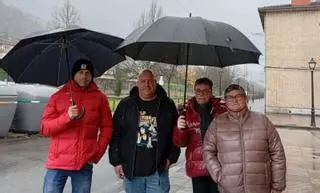 Los vecinos de Ciaño acusan al gobierno local de "relegarlos"
