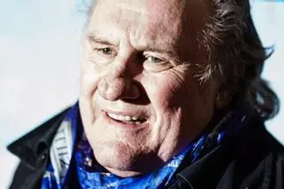 Depardieu interrogado bajo arresto por acusaciones de agresiones sexuales en dos rodajes