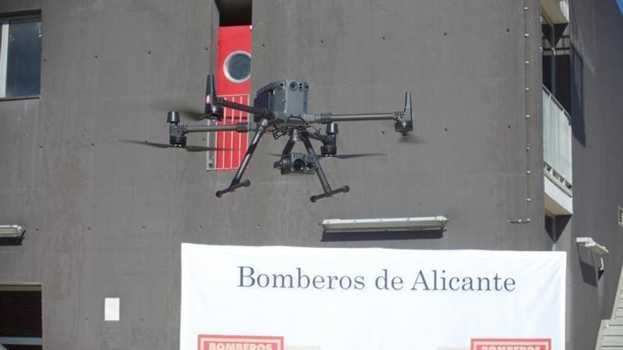 Un dron de rescate para los Bomberos de Alicante único en la Comunidad Valenciana