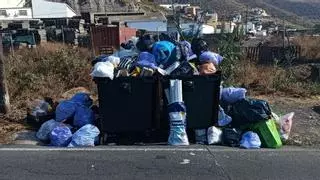 Lo que el viento se llevó: una comunidad multa con 129 euros a una propietaria después de que su bolsa de basura acabara en la calle