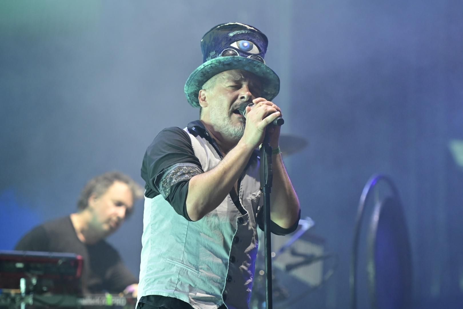 Galería | Love Of Lesbian enloquece a los 'fibers'