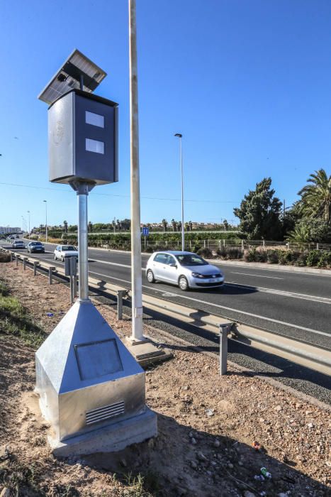 Radar del punto negro del kilómetro 54 de la N-332 a su paso por Torrevieja