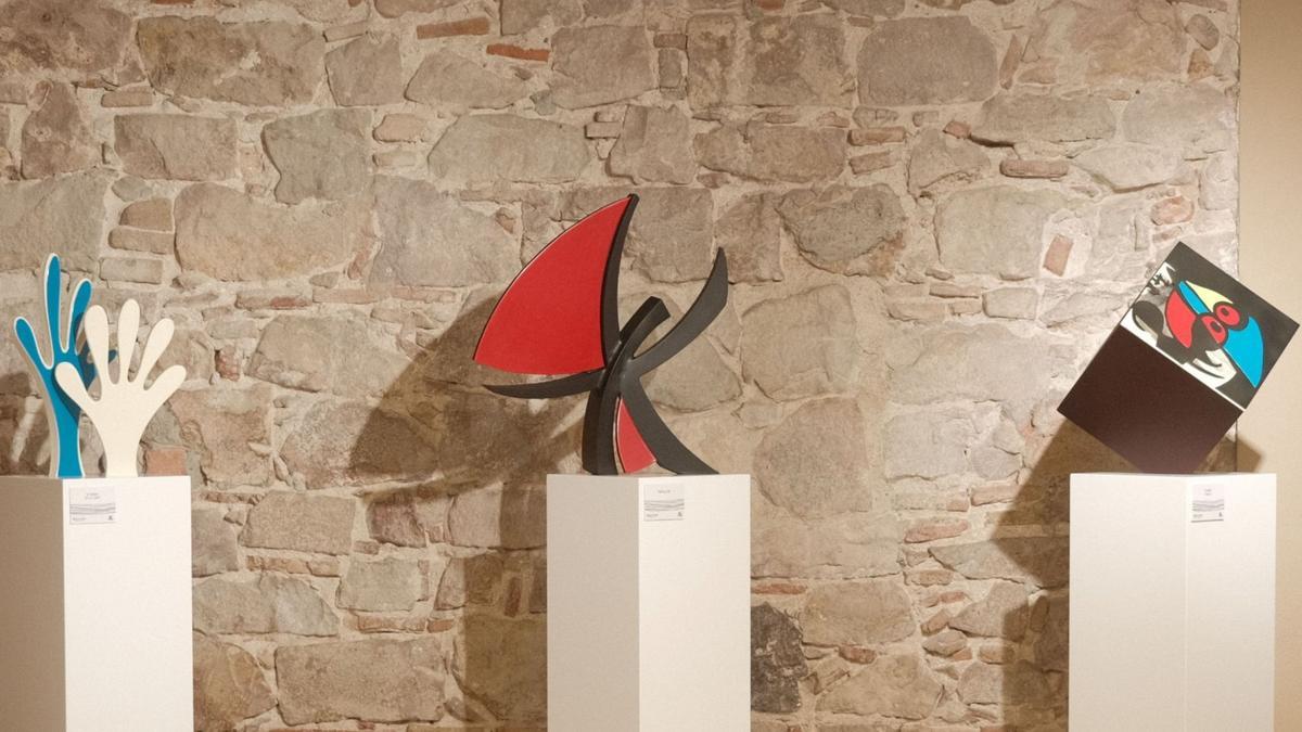 Piezas de la exposición 'Art/Sania' elaboradas por el maestro chocolatero francés Stéphane Leroux e inspiradas en el arte abstracto de Joan Miró que se pueden ver en el Museu de la Xocolata de Barcelona.