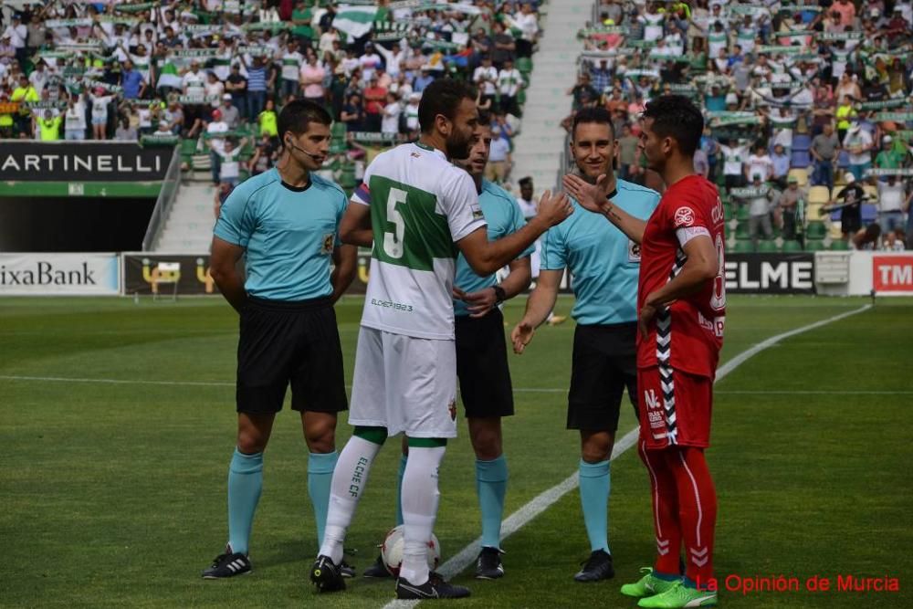 El Murcia dice adiós al ascenso