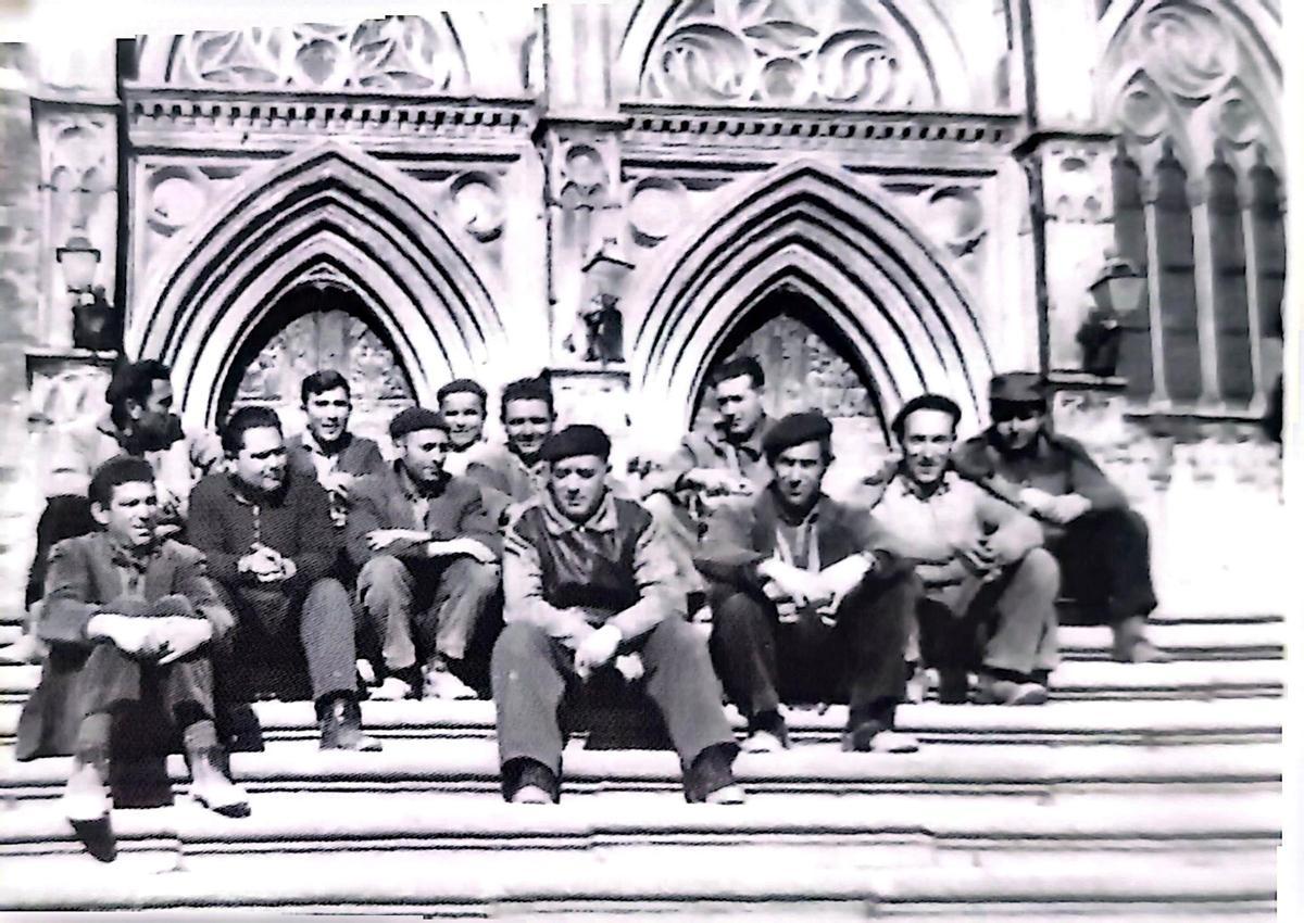 La historia de Vicente Ramiro, el obrero que perdió la vida restaurando el monasterio de Guadalupe