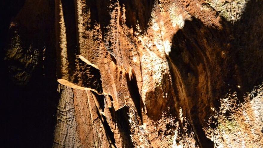 Estalactitas en las Coves de Sant Josep