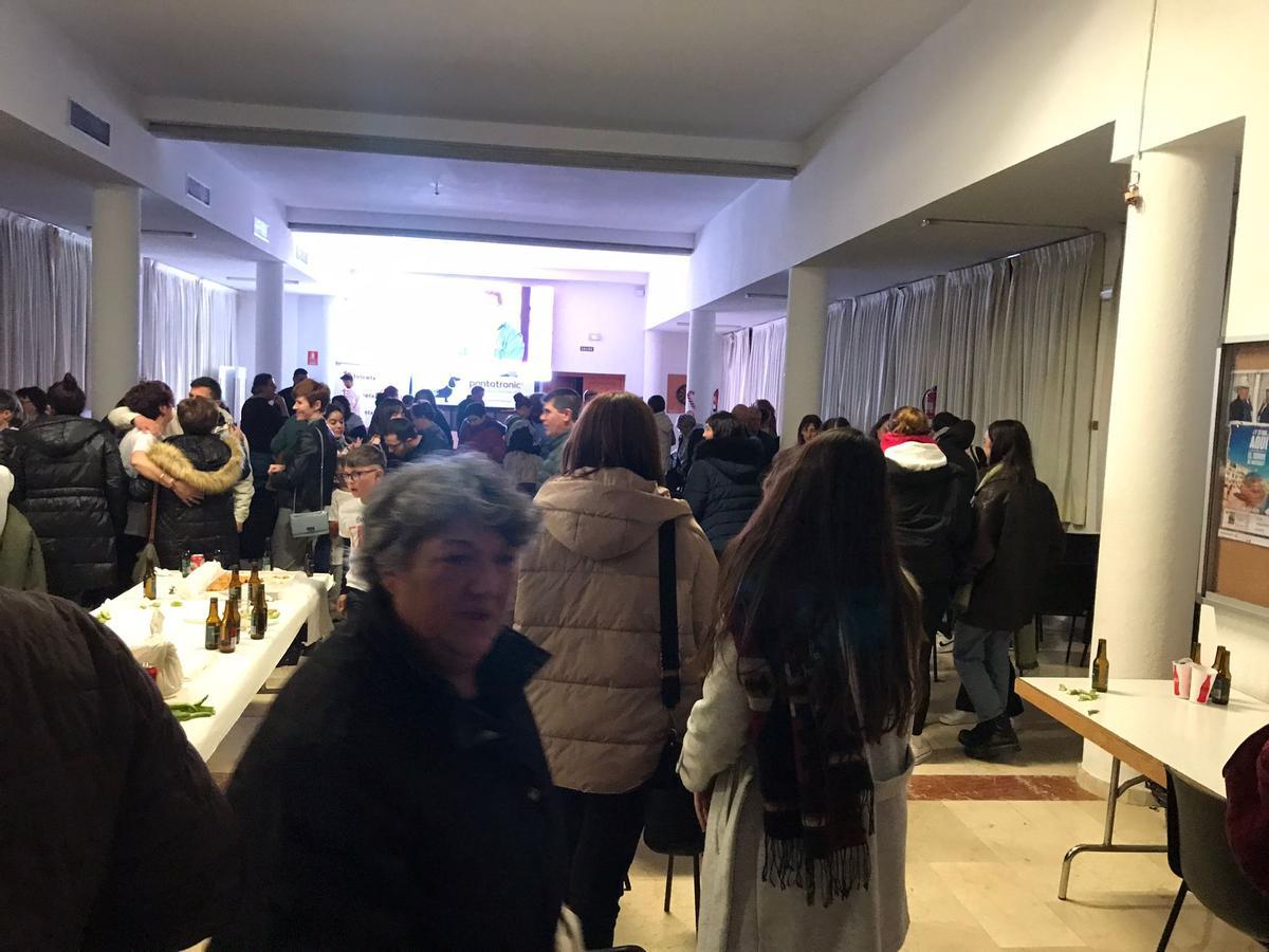 Seguimiento de la gala anoche en el centro social de El Altet