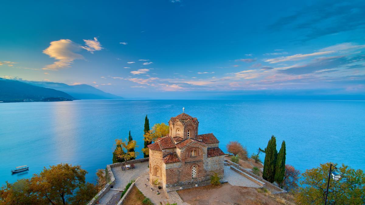Vistas de San Juan en Kaneo en Macedonia