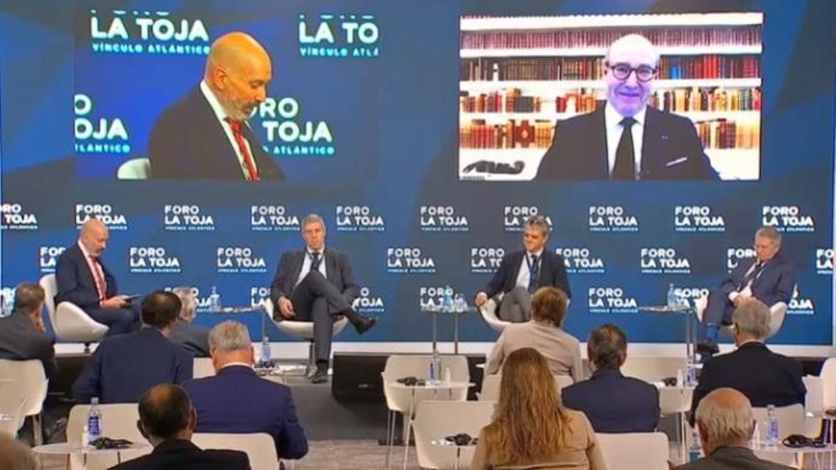 Luis de Guindos: "La recuperación llegará a finales de 2022 y será desigual por sectores y países"