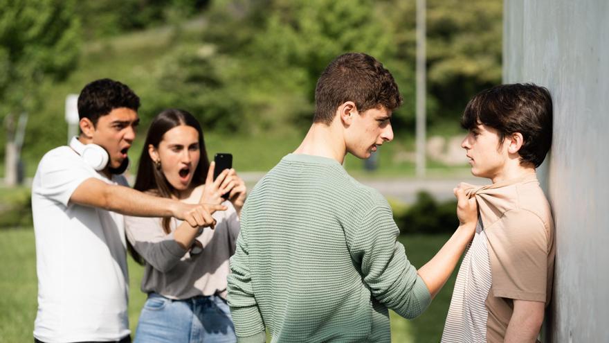 ‘Happy slapping’: cuando la agresión física y la humillación se hacen virales
