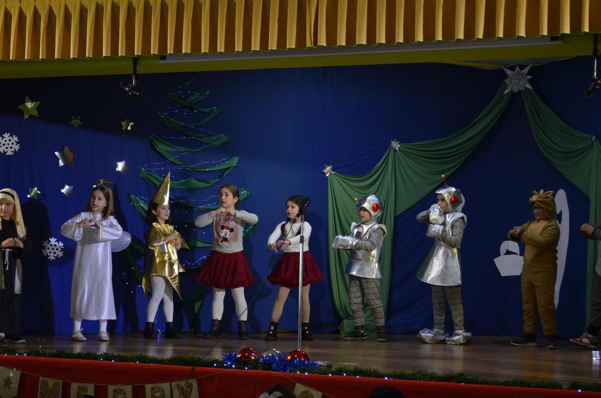 Los escolares de La Vega celebran la Navidad