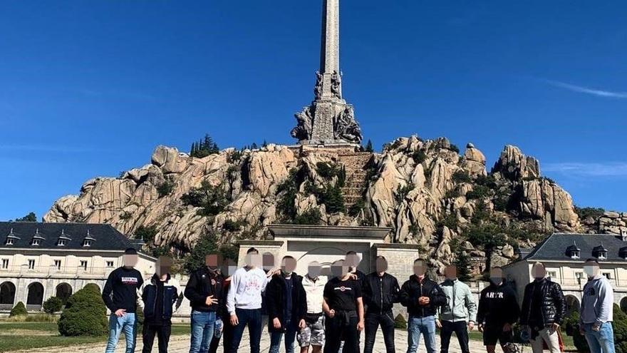 Integrantes de Bastión Frontal en el Valle de Los Caídos, en una imagen publicada en sus redes sociales.