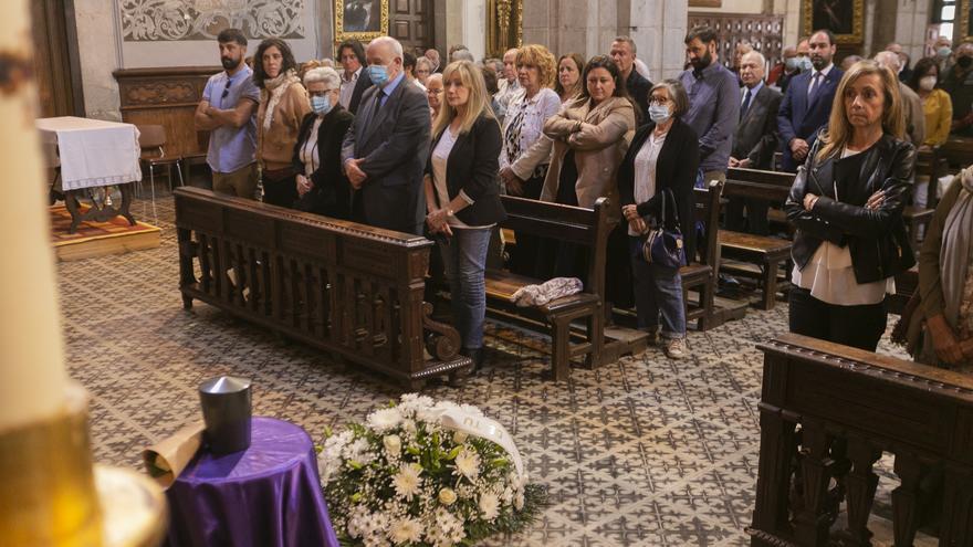 Pravia despide, emocionada, a José Luis Balbín: “Estás en tu casa”