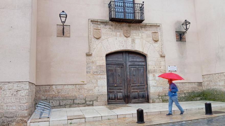 Macu García presenta su primera novela en Toro