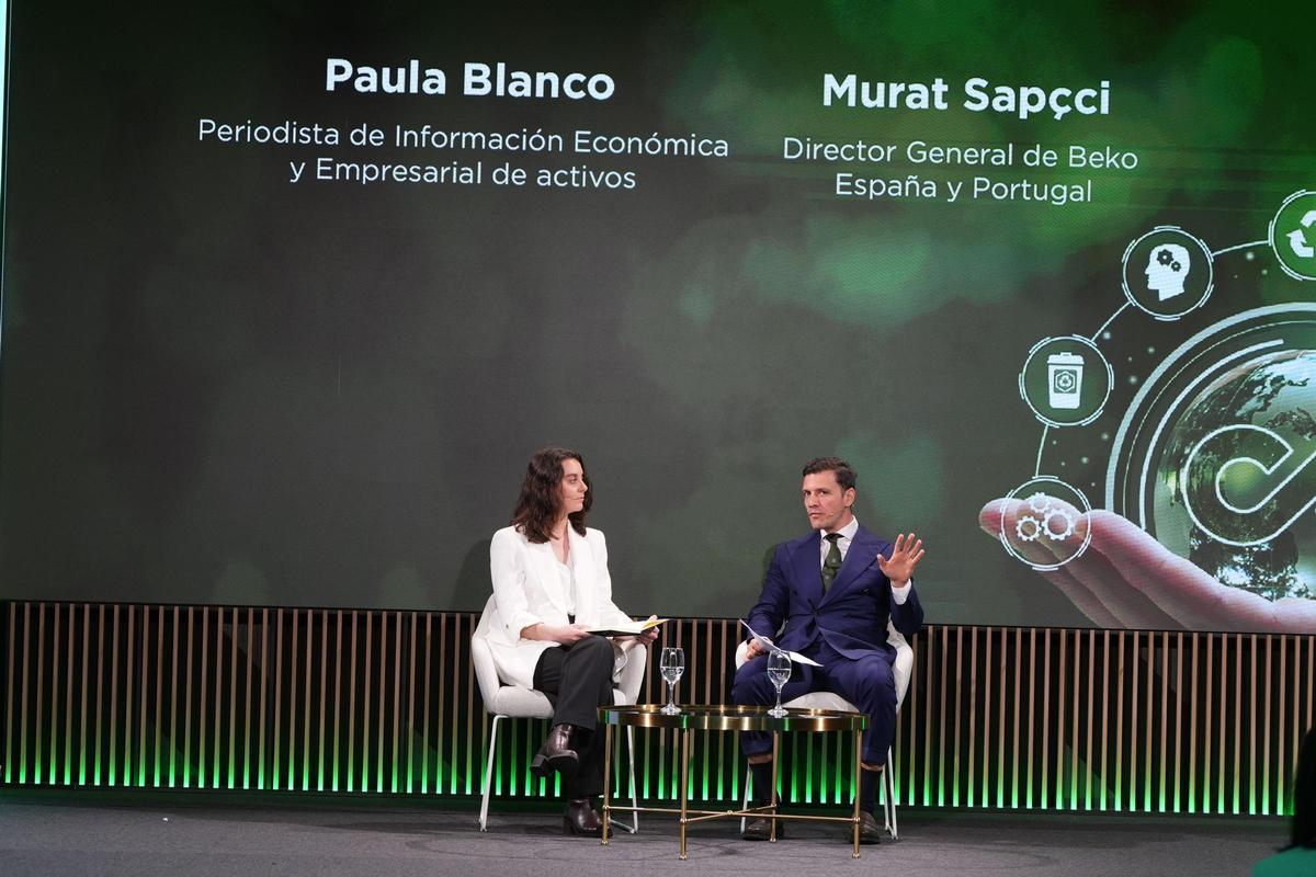 El director general de Beko España y Portugal, Murat Sapçi, conversó con la periodista de ‘activos’ Paula Blanco.