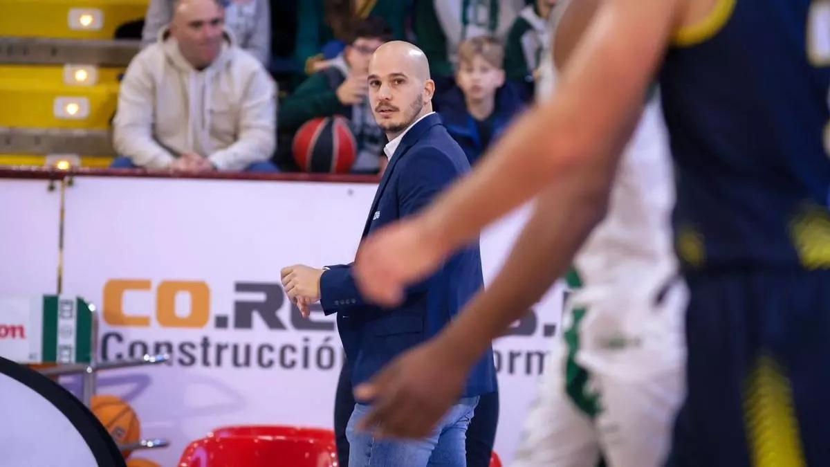 Nacho Pastor, durante un encuentro.