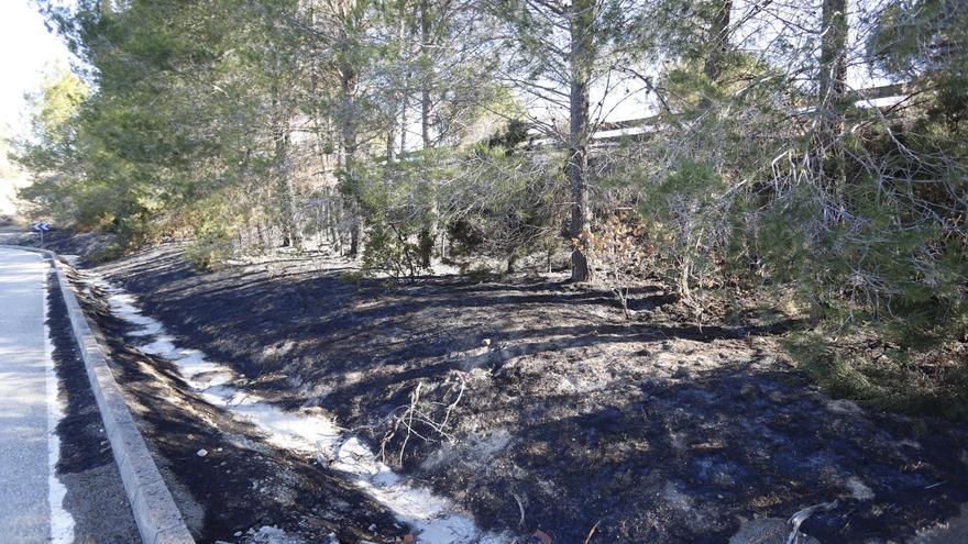 El barranc de la Xara de la Pobla del Duc, arrasado por el fuego