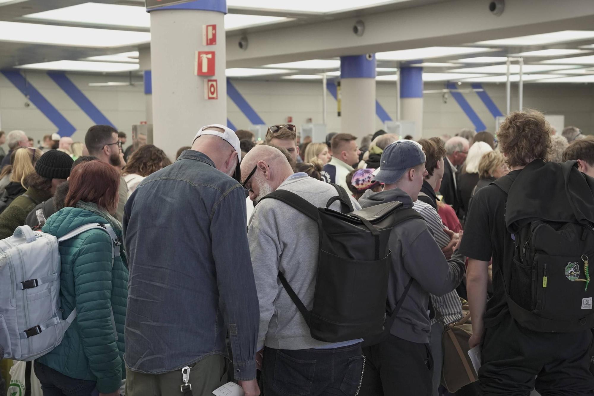 Nuevas retenciones en el control de seguridad del aeropuerto de Palma