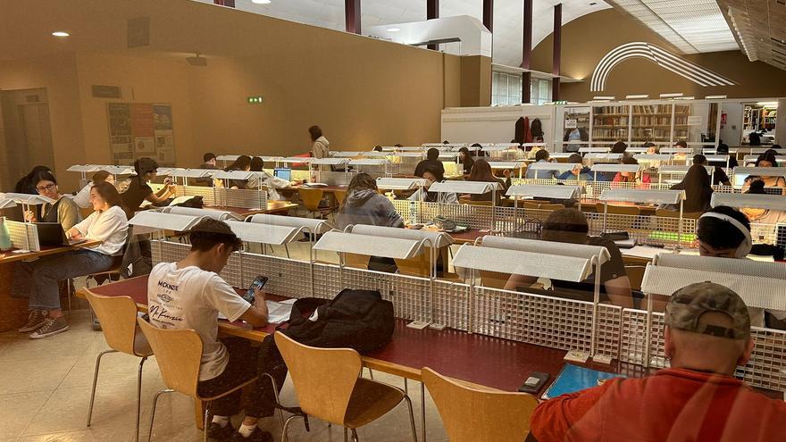 El Montepío arrima el hombro: repartidas 157 becas a estudiantes de las Cuencas