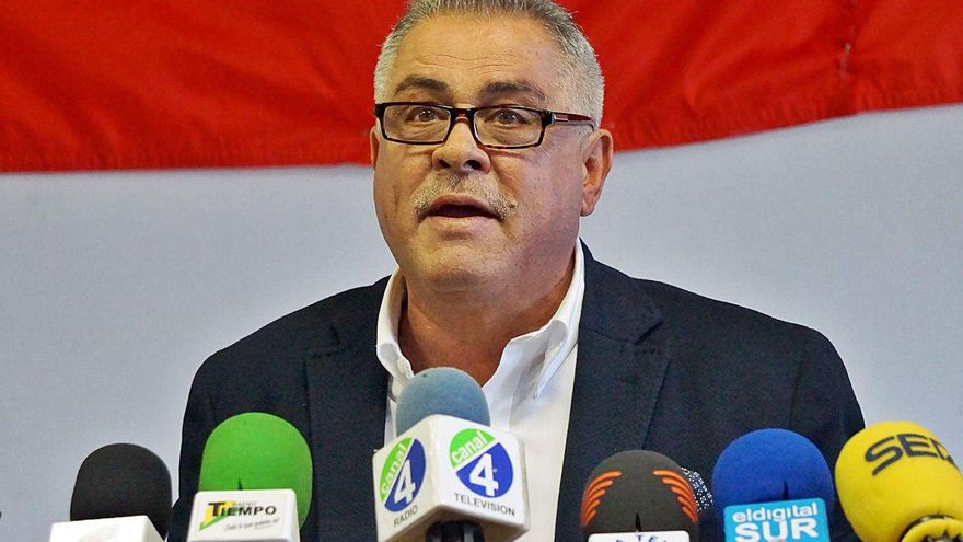The Prosecutor’s Office reduces the penalties for the former mayor and six councilors of Granadilla de Abona to disqualification